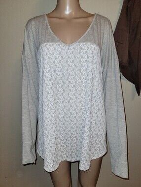 Tru Self - Grey & White V-neck Long Sleeve Tunic.  Size 2X.